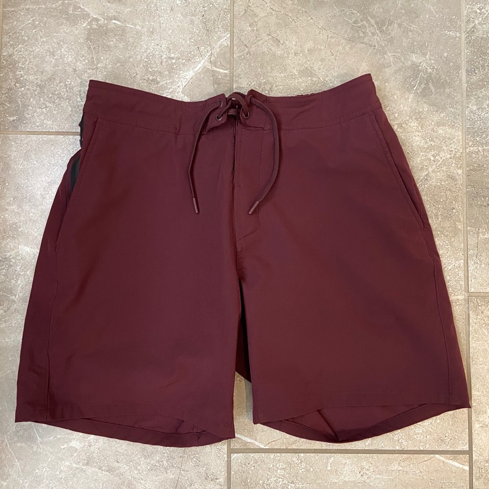 Ten thousand shorts Foundation w/liner